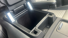 Land Rover Discovery 3.0 D300 R-Dynamic HSE 5dr Auto Diesel Station Wagon